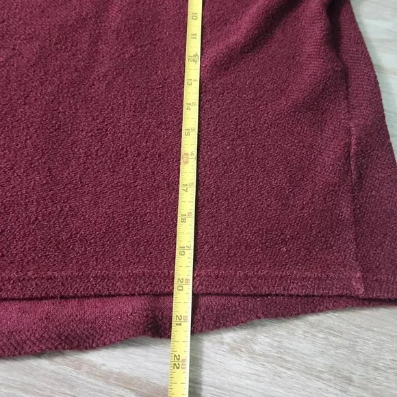 BR Nubby Oversized Turtleneck Sweater - Picture 2 of 6